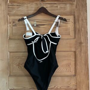 Contrast trim knotted one piece swimsuit